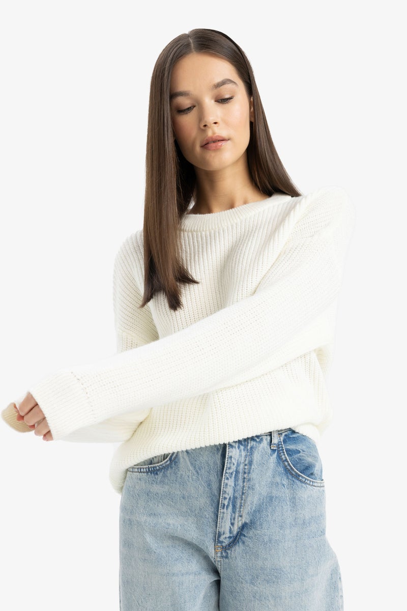 DeFacto Beige Woman Regular Fit Crew Neck Basic Knit Pullover Casual - Image 4